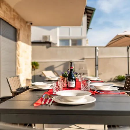 Villa Seaview Sal With Pool, Jacuzzi And Sauna Privlaka (Zadar)