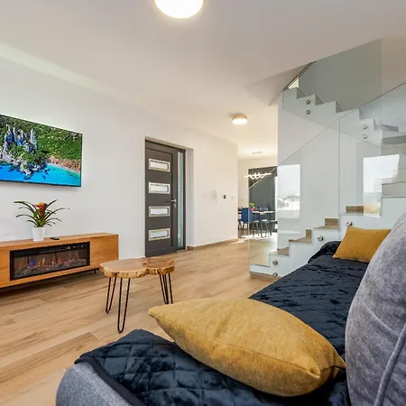 Villa Seaview Sal With Pool, Jacuzzi And Sauna Privlaka (Zadar)